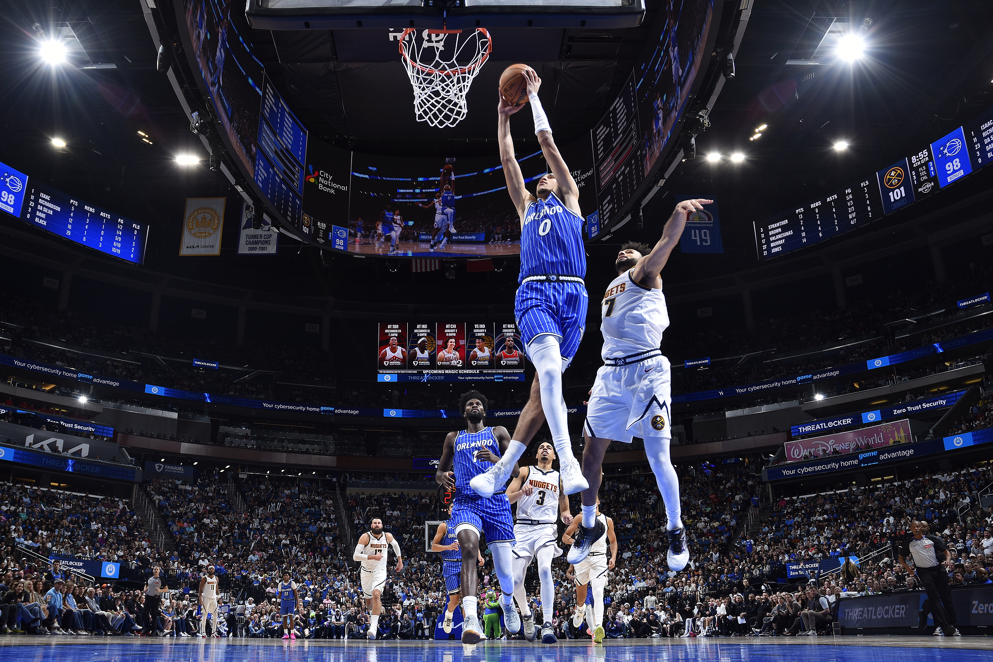 布莱克生涯新高38分约基奇34+21+12 魔术逆转掘金